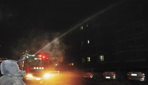 電熱帶系統(tǒng)尾端起火原因分析(圖1) 電熱帶系統(tǒng)尾端起火原因分析(圖1)